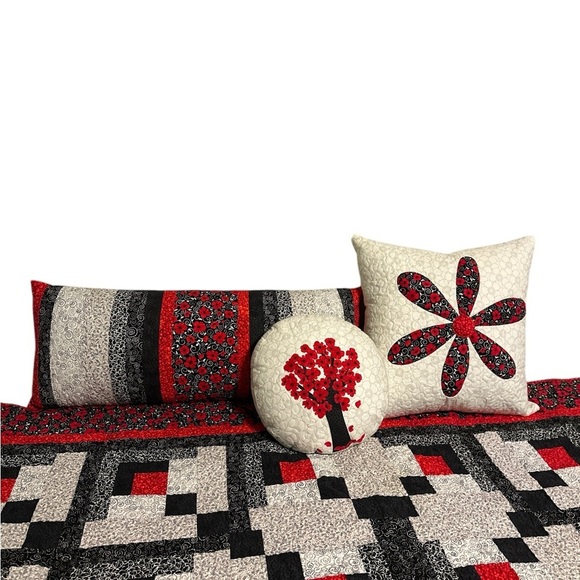 Quilt package includes one-of-kind quilt, bolster, 2 pillows. - Picture 2 of 7